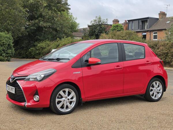 Vehicle photo 4