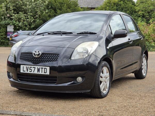 Vehicle photo 3