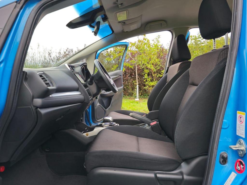 Used Honda Fit 1.5 Hybrid+Auto+RCAM+LOW Miles