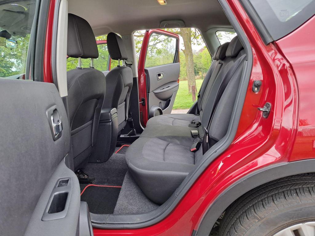 Used Nissan Qashqai 1.6 Acenta 2WD Euro 5 (s/s) 5dr