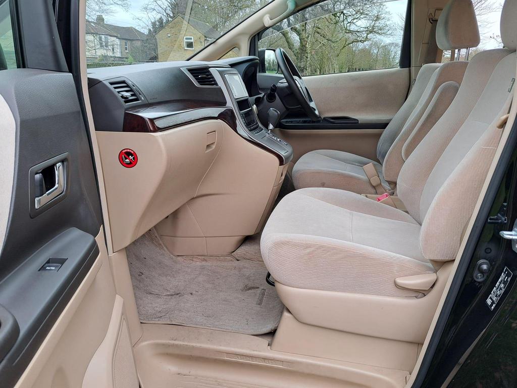 Used Toyota Alphard 2.4 Petrol+auto+ulez+8seats+elec doors