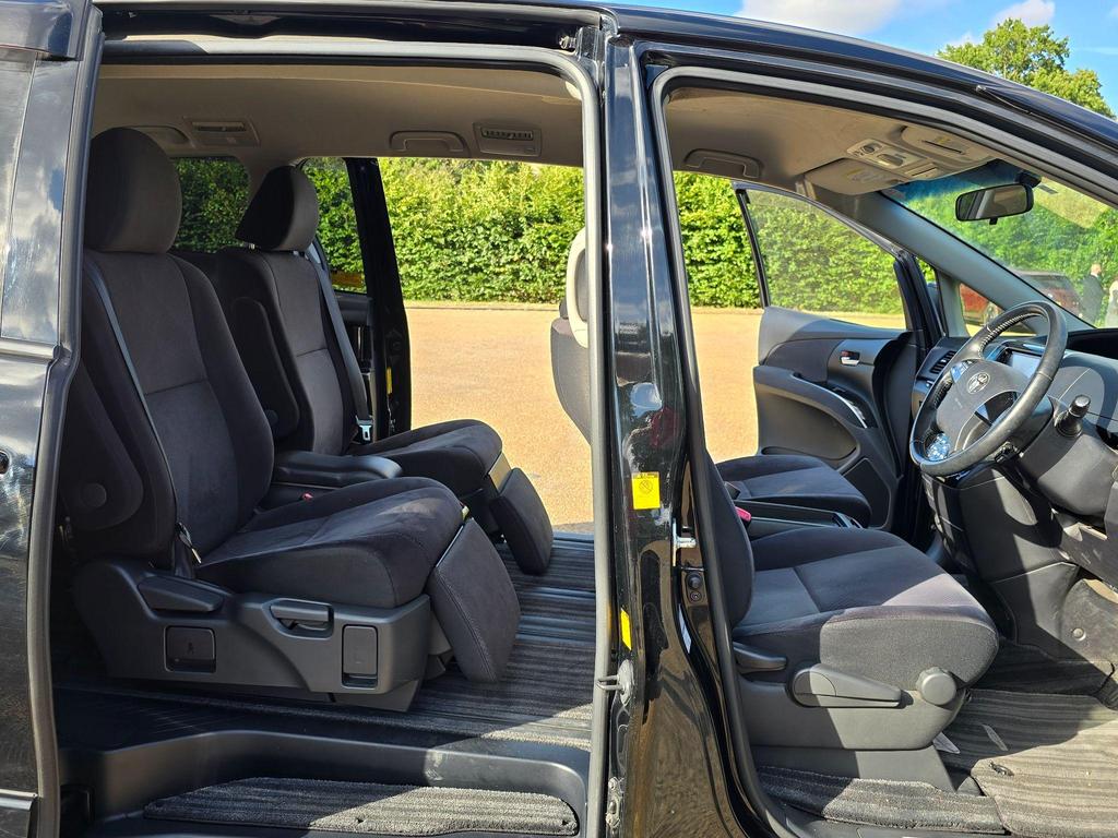 Used Toyota Estima 2.4 Petrol+ULEZ+HPI+Elec Doors+NAV+RCAM