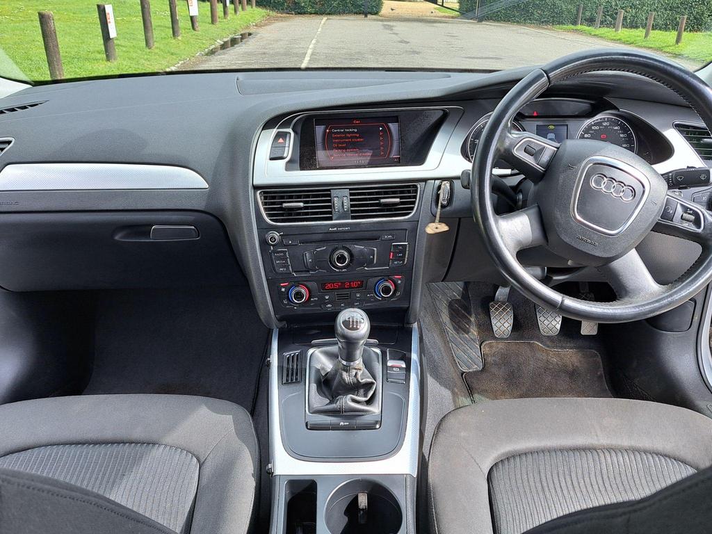 Used Audi A4 1.8 TFSI Executive SE Euro 4 4dr