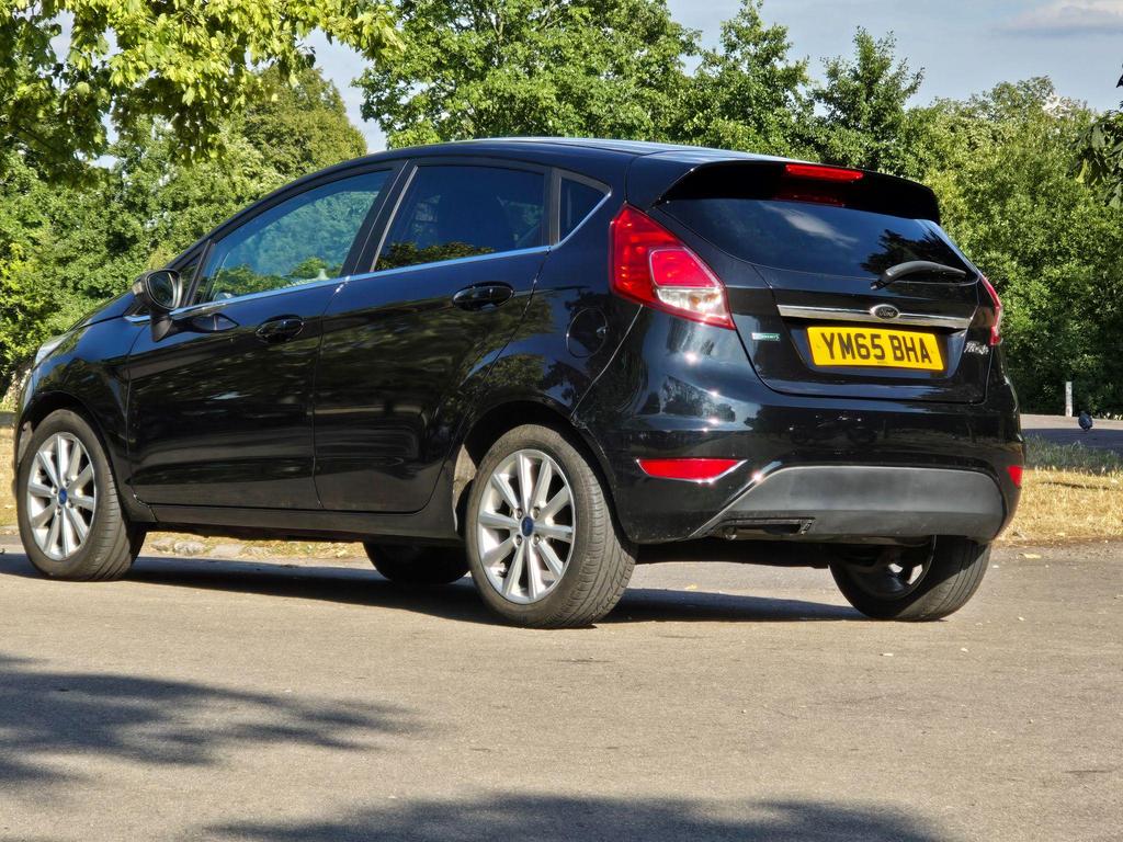 Used Ford Fiesta 1.0T EcoBoost Titanium Euro 6 (s/s) 5dr
