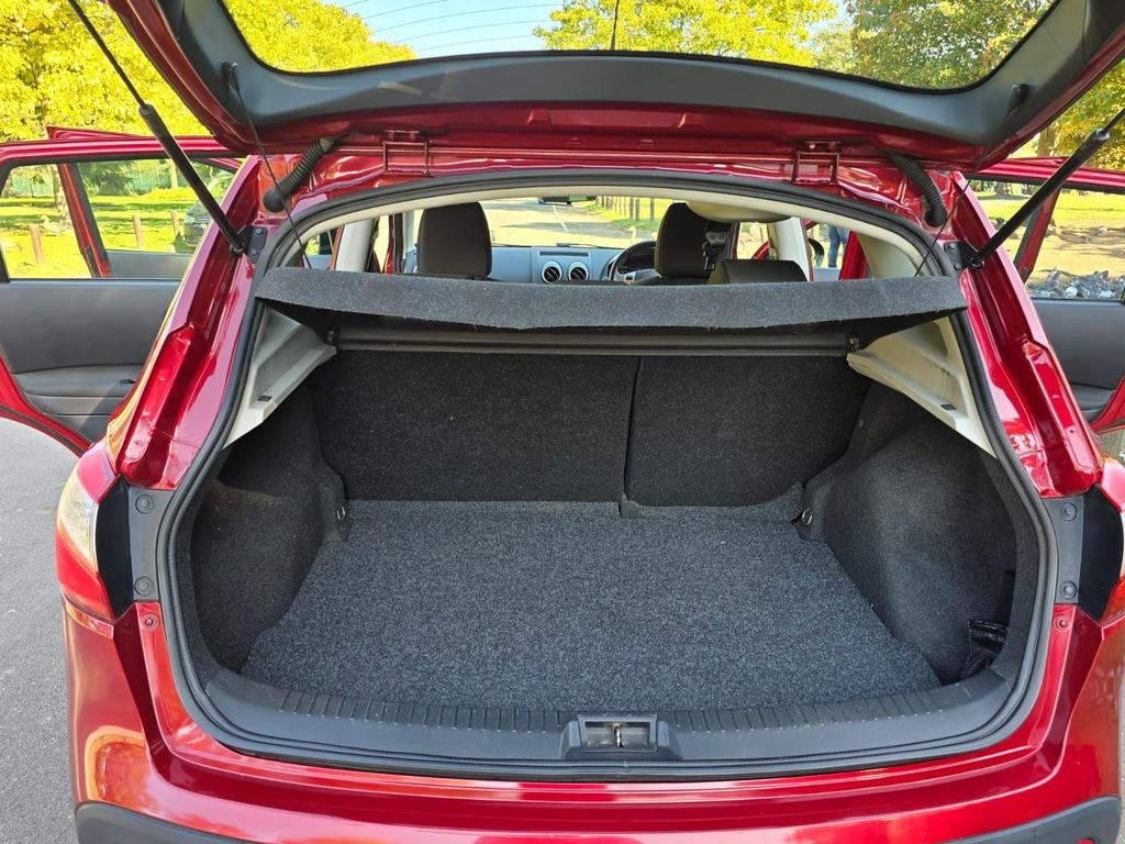 Used Nissan Qashqai 2.0 Acenta CVT 2WD Euro 5 5dr