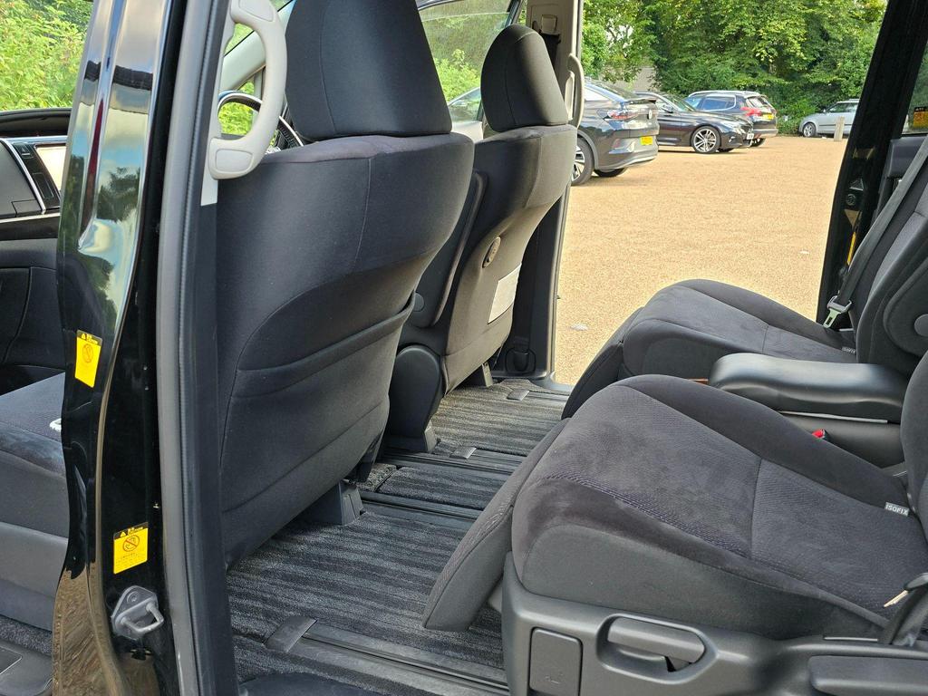 Used Toyota Estima 2.4 Petrol+ULEZ+HPI+Elec Doors+NAV+RCAM