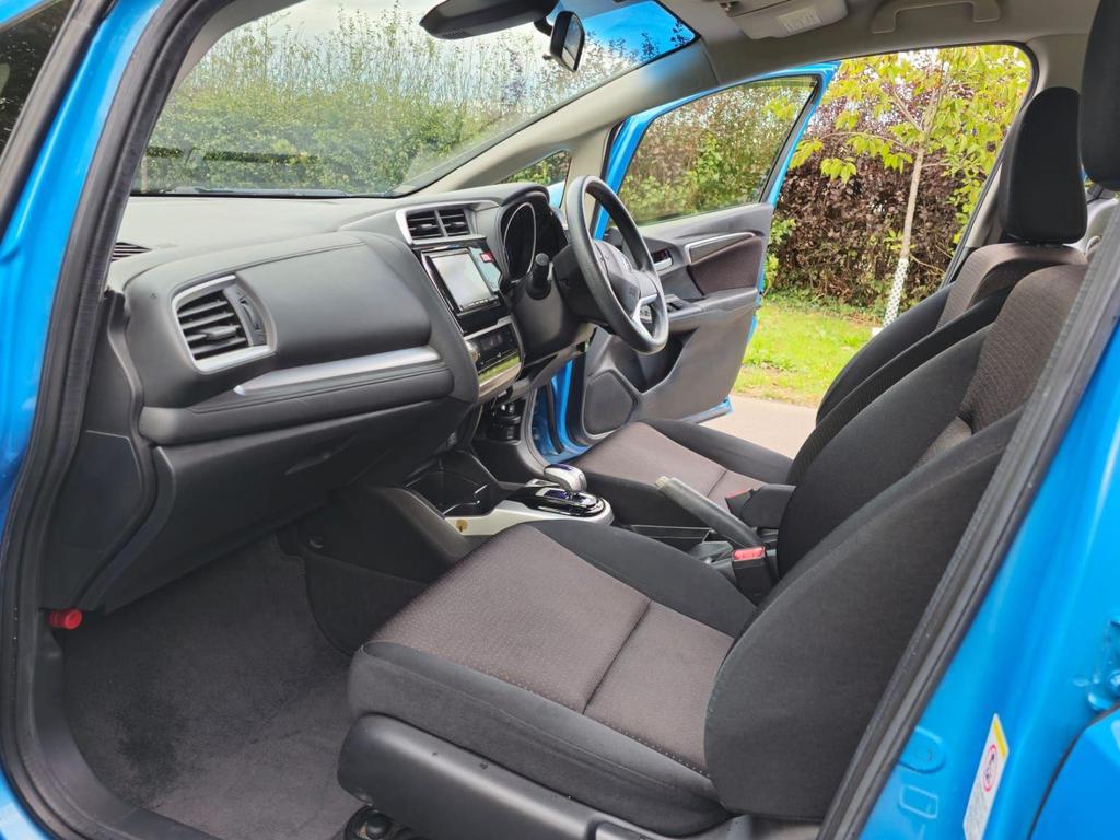 Used Honda Fit 1.5 Hybrid+Auto+RCAM+LOW Miles