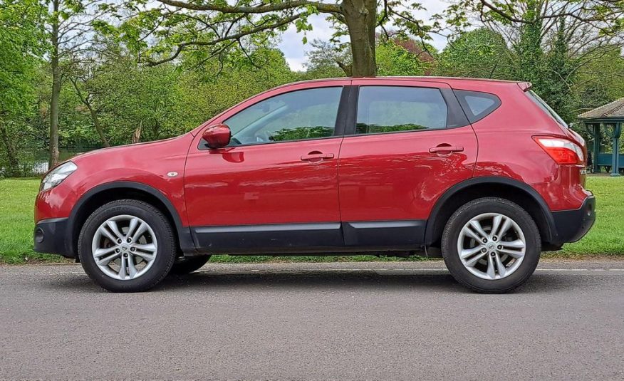 Used Nissan Qashqai 1.6 Acenta 2WD Euro 5 (s/s) 5dr