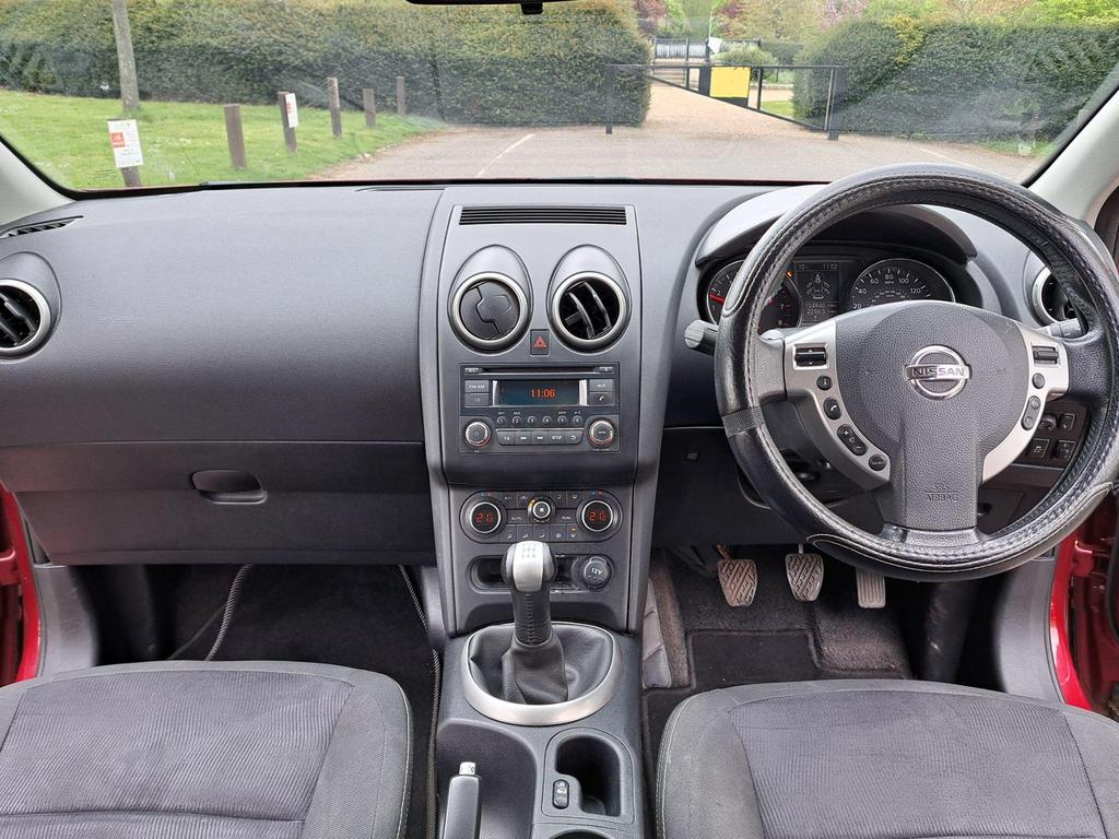 Used Nissan Qashqai 1.6 Acenta 2WD Euro 5 (s/s) 5dr