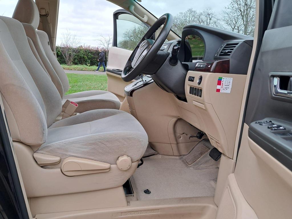 Used Toyota Alphard 2.4 Petrol+auto+ulez+8seats+elec doors