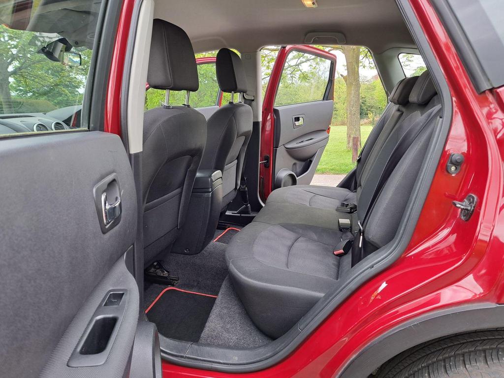 Used Nissan Qashqai 1.6 Acenta 2WD Euro 5 (s/s) 5dr