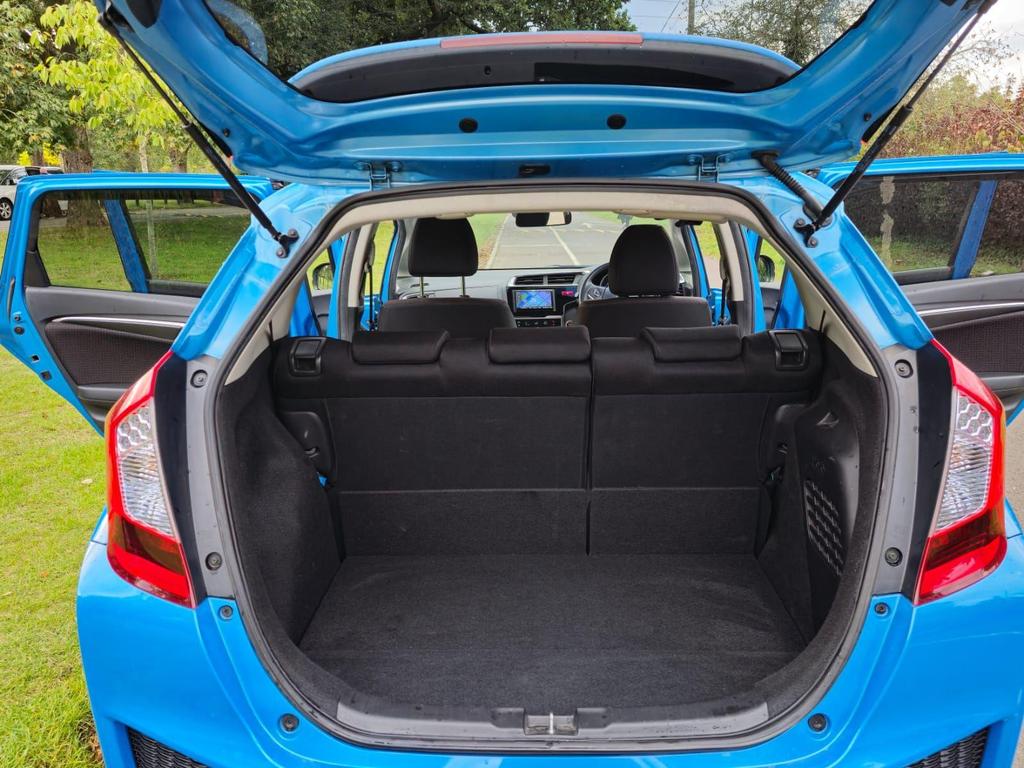 Used Honda Fit 1.5 Hybrid+Auto+RCAM+LOW Miles