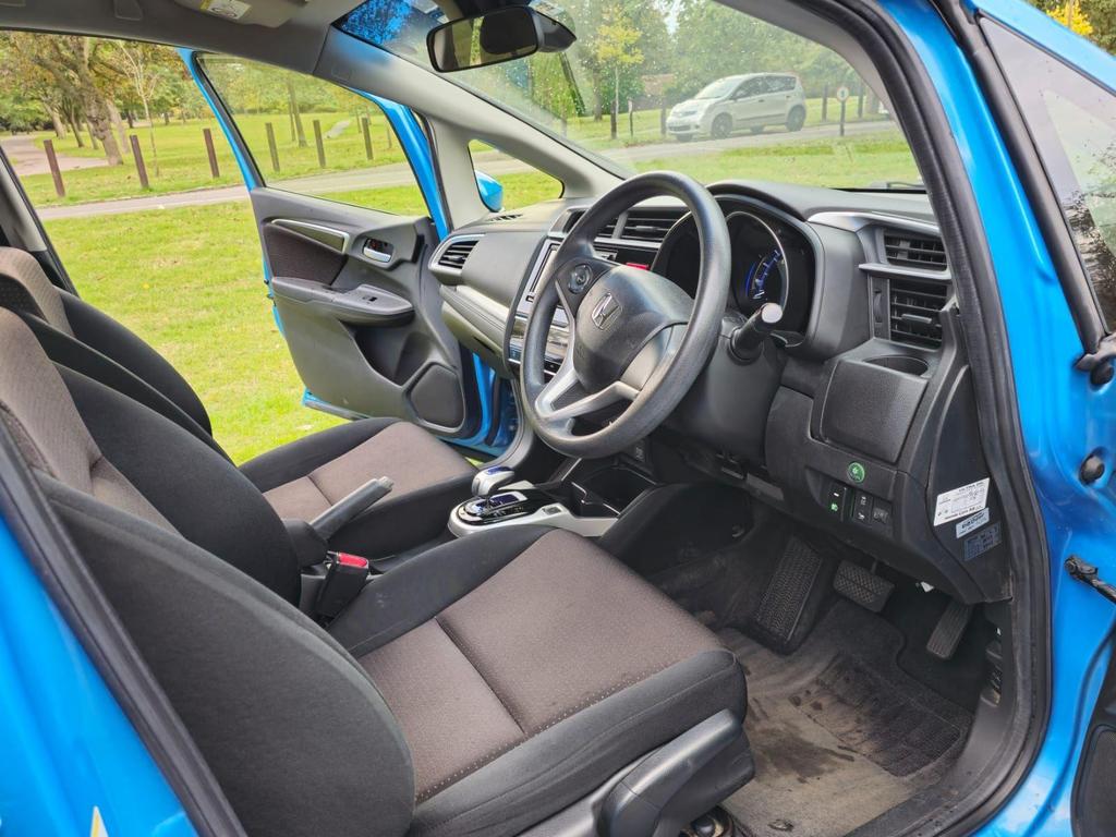 Used Honda Fit 1.5 Hybrid+Auto+RCAM+LOW Miles