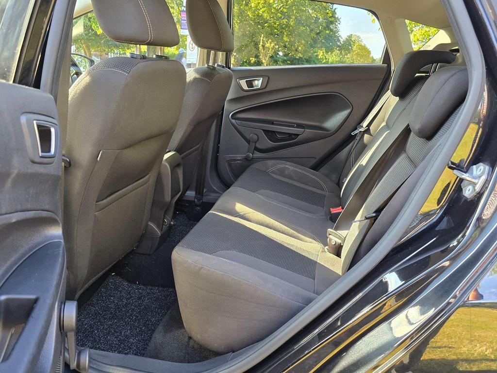 Used Ford Fiesta 1.0T EcoBoost Titanium Euro 6 (s/s) 5dr